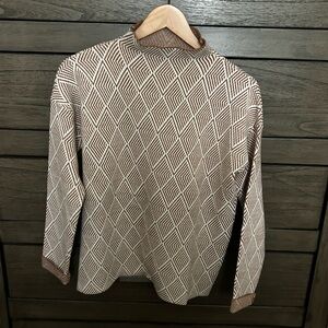 Elegant Diamond Patterned Tan Sweater